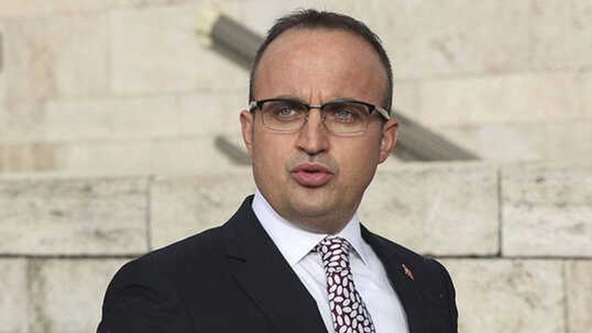 CHP\'li Vekillerin İyi Parti\'ye Geçme Kararıyla İlgili AK Parti\'den İlk Yorum