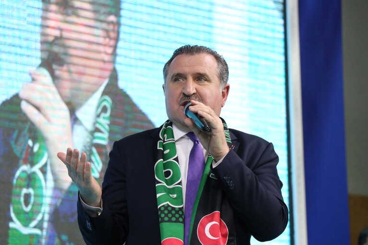 Gençlik ve Spor Bakanı Bak: "Muhalefet Şokta, Ne Yapacağını Şaşırdılar"
