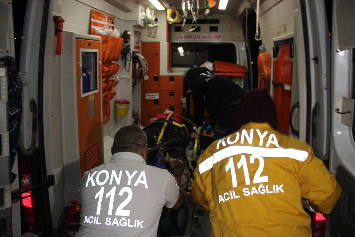 Güncelleme - Park Halindeki Otomobilde Silahlı Kavga: 1 Ölü, 2 Ağır Yaralı