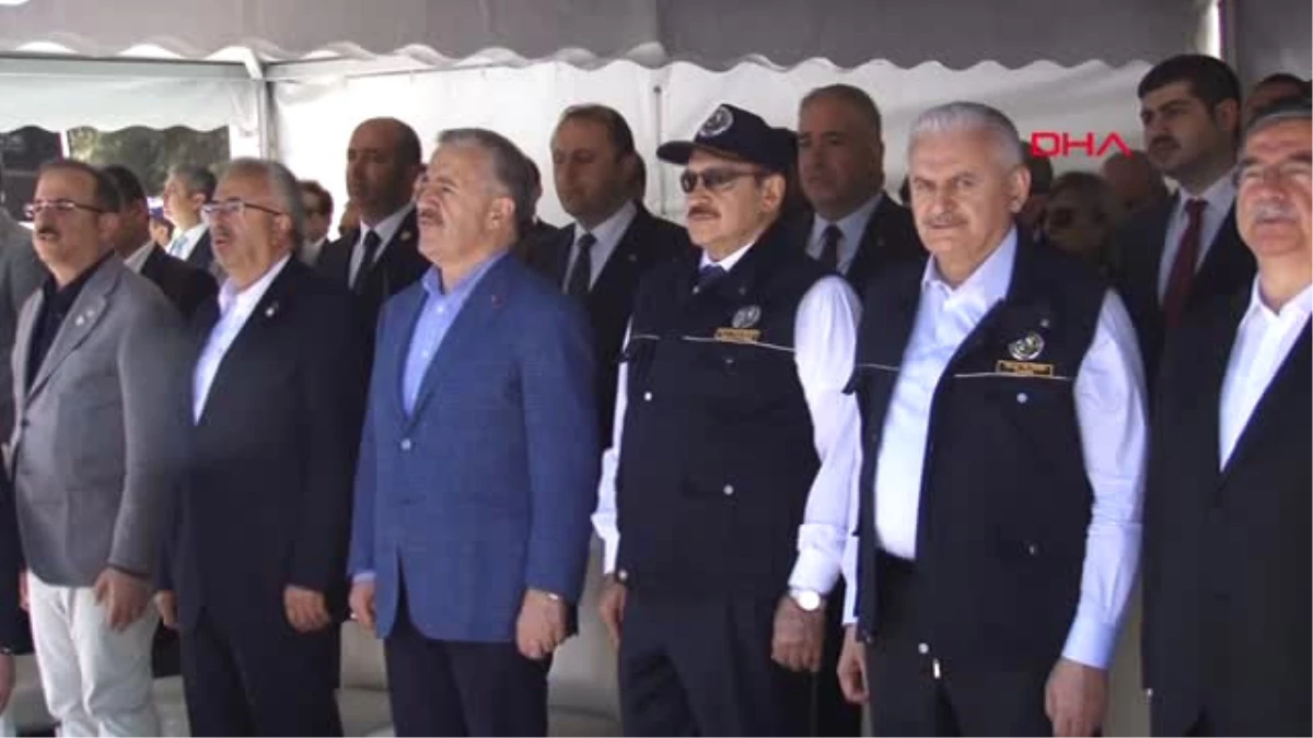 İzmir Başbakan Binali Yıldırım\'dan İzmir\'de Köy Ziyareti