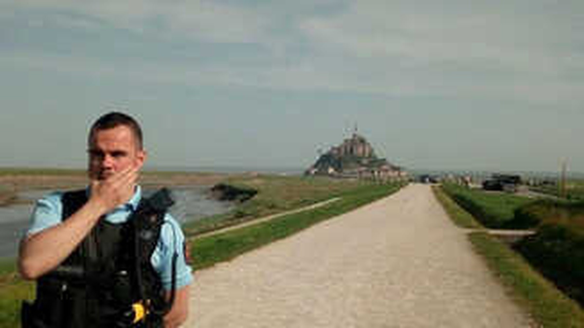 Mont-Saint- Michel Adası Turistik Ziyarete Yeniden Açıldı