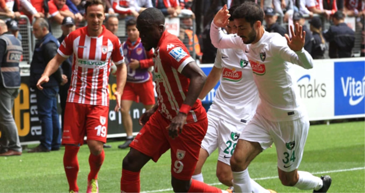 Samsunspor, Evinde Konuk Ettiği Denizlispor ile 2-2 Berabere Kaldı