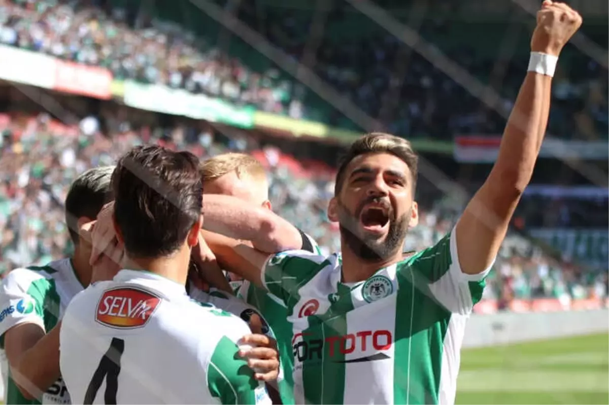 Spor Toto Süper Lig: Atiker Konyaspor: 1 - Kasımpaşa: 0 (İlk Yarı)