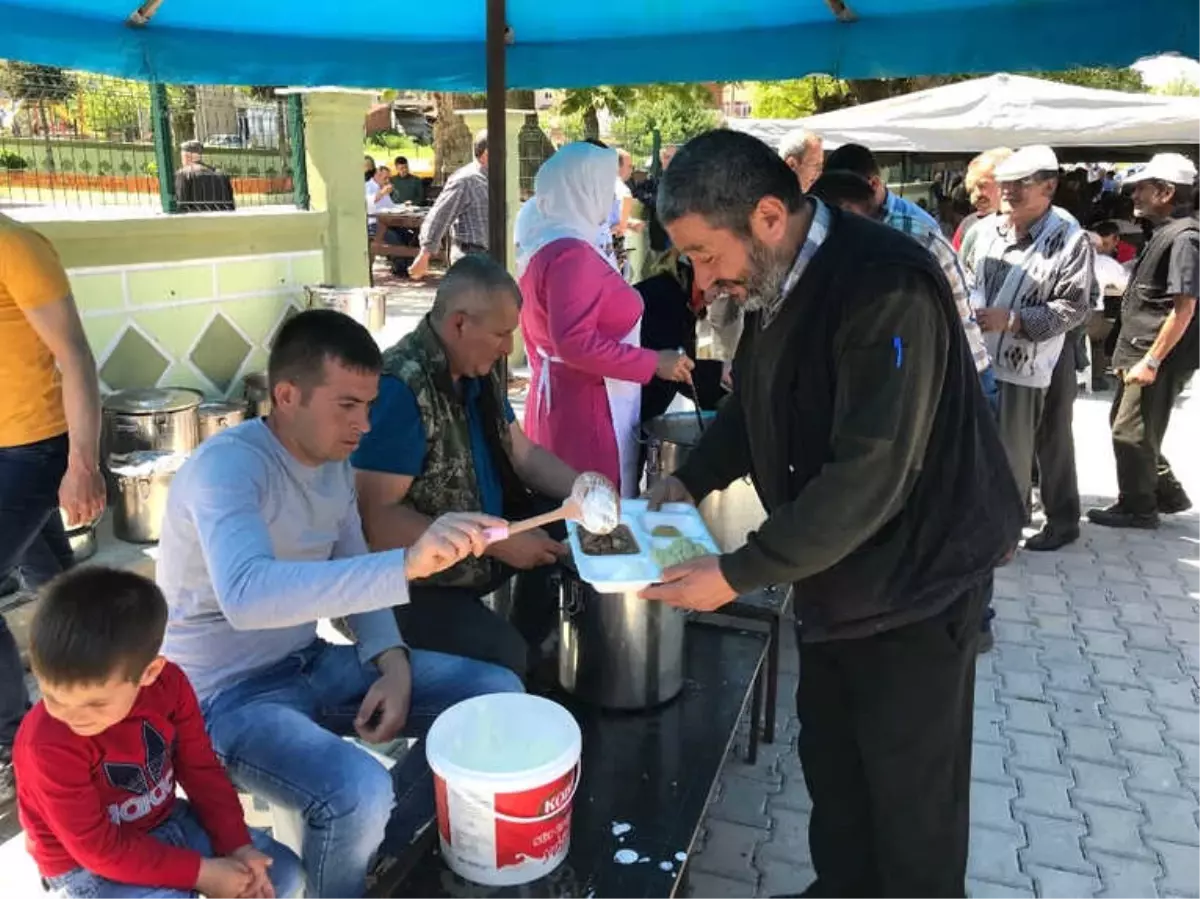 Yenice\'de Mahalle Hayrı Yapıldı