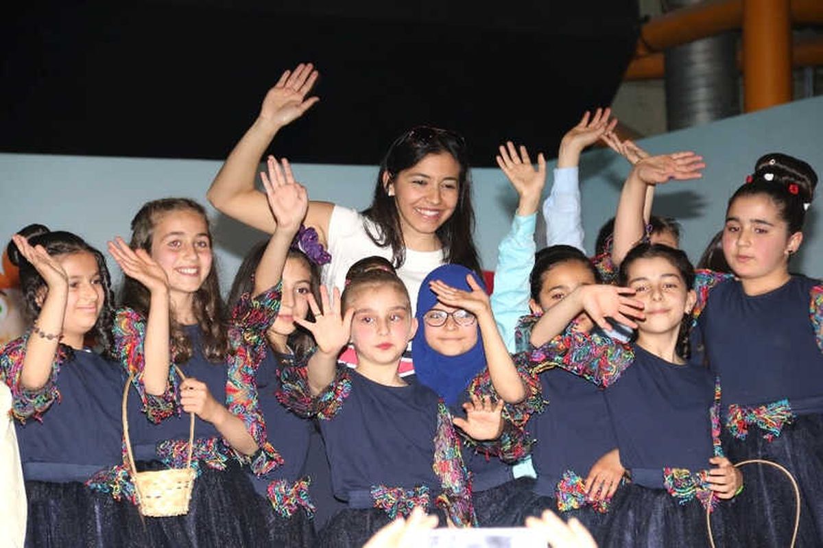 23 Nisan Etkinliklerinde İşitme Engelliler İçin Konser Verdiler