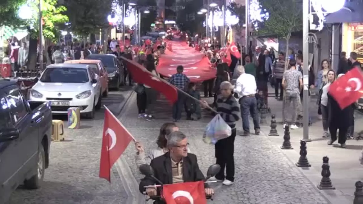 23 Nisan Ulusal Egemenlik ve Çocuk Bayramı - "Fener Alayı Yürüyüşü"