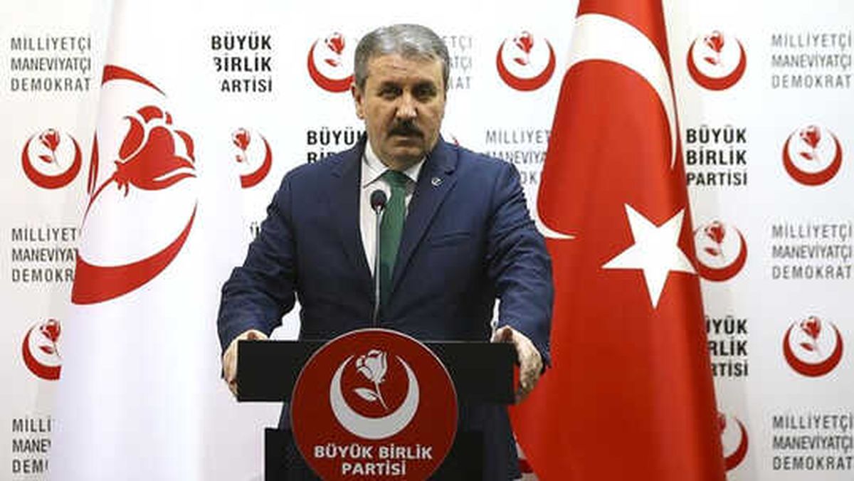 BBP\'de Yetki Genel Başkan Destici\'de