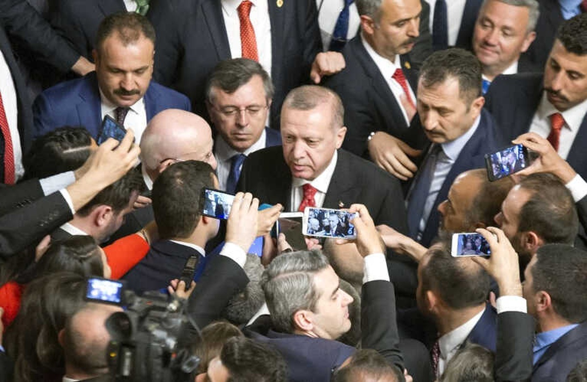 Cumhurbaşkanı Recep Tayyip Erdoğan, CHP\'nin İyi Parti\'ye Desteğiyle İlgili, "Demokrasi Nezaketi Bu...