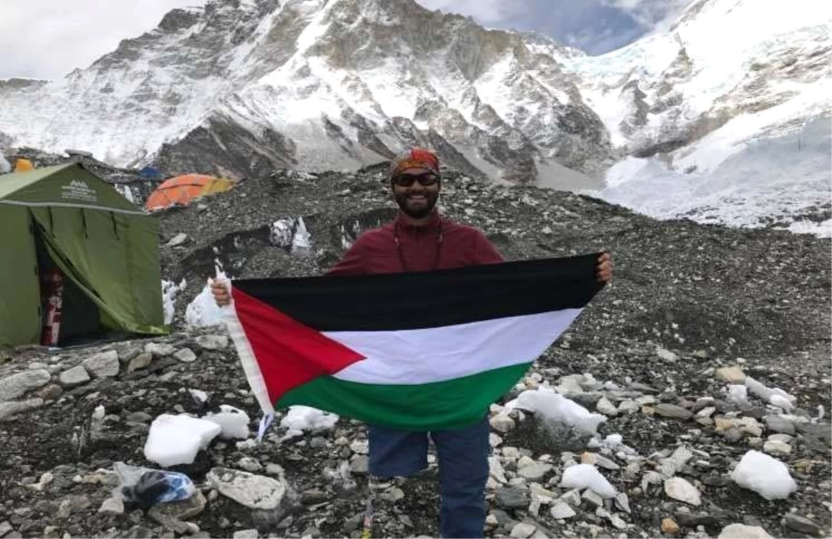 Filistinli Genç Tek Bacağıyla Everest\'e Çıktı