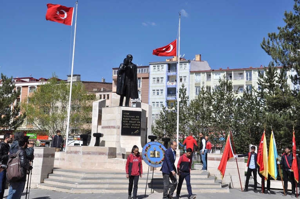 Kars\'ta 23 Nisan Coşkuyla Kutlandı
