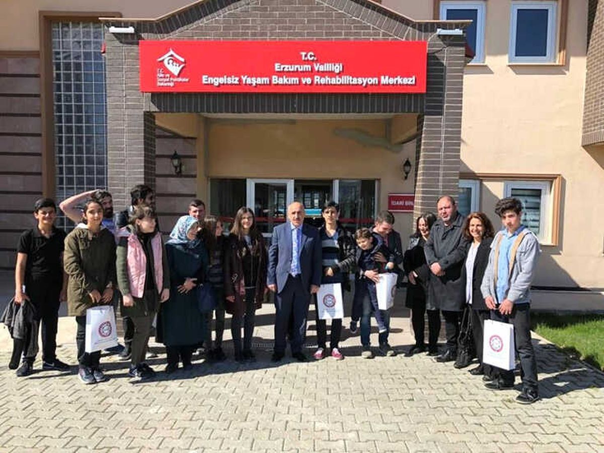 Kent Konseyi\'nden 23 Nisan Hediyesi