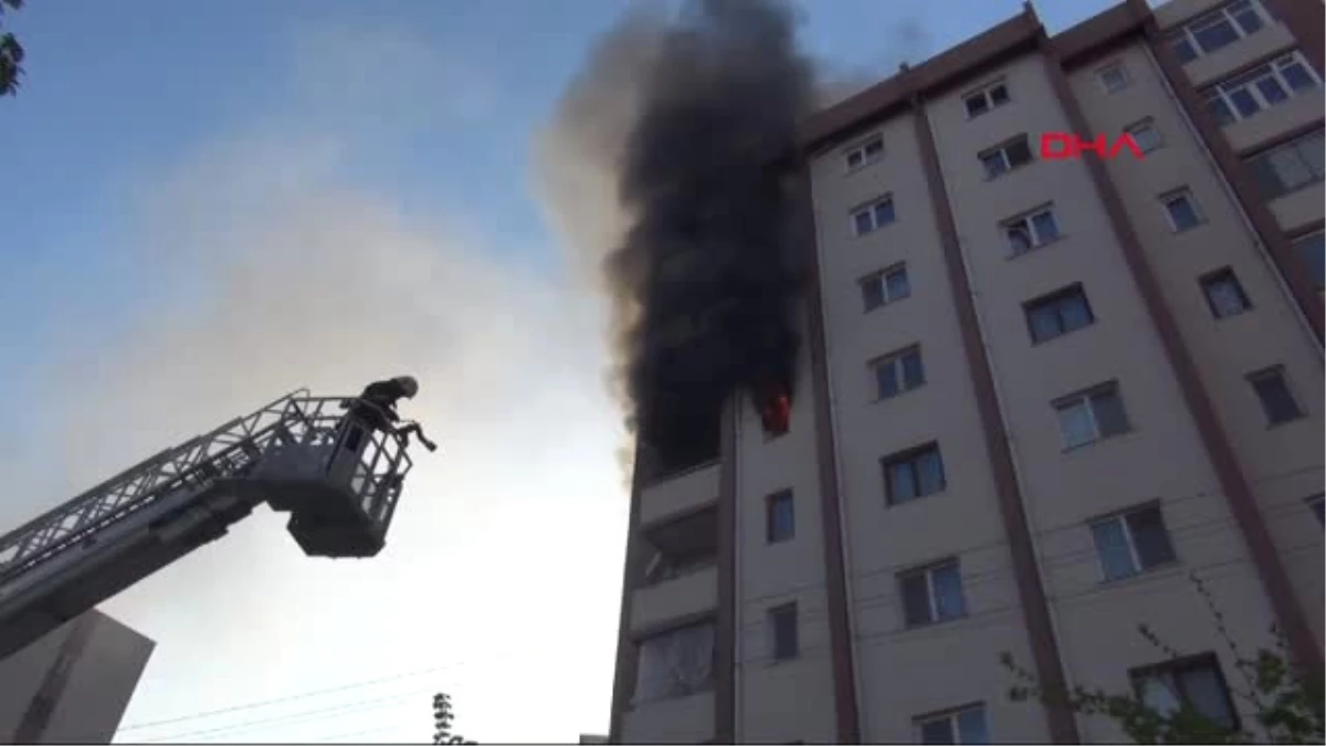 Kütahya 10 Katlı Apartmanda Yangın 3 Yaralı