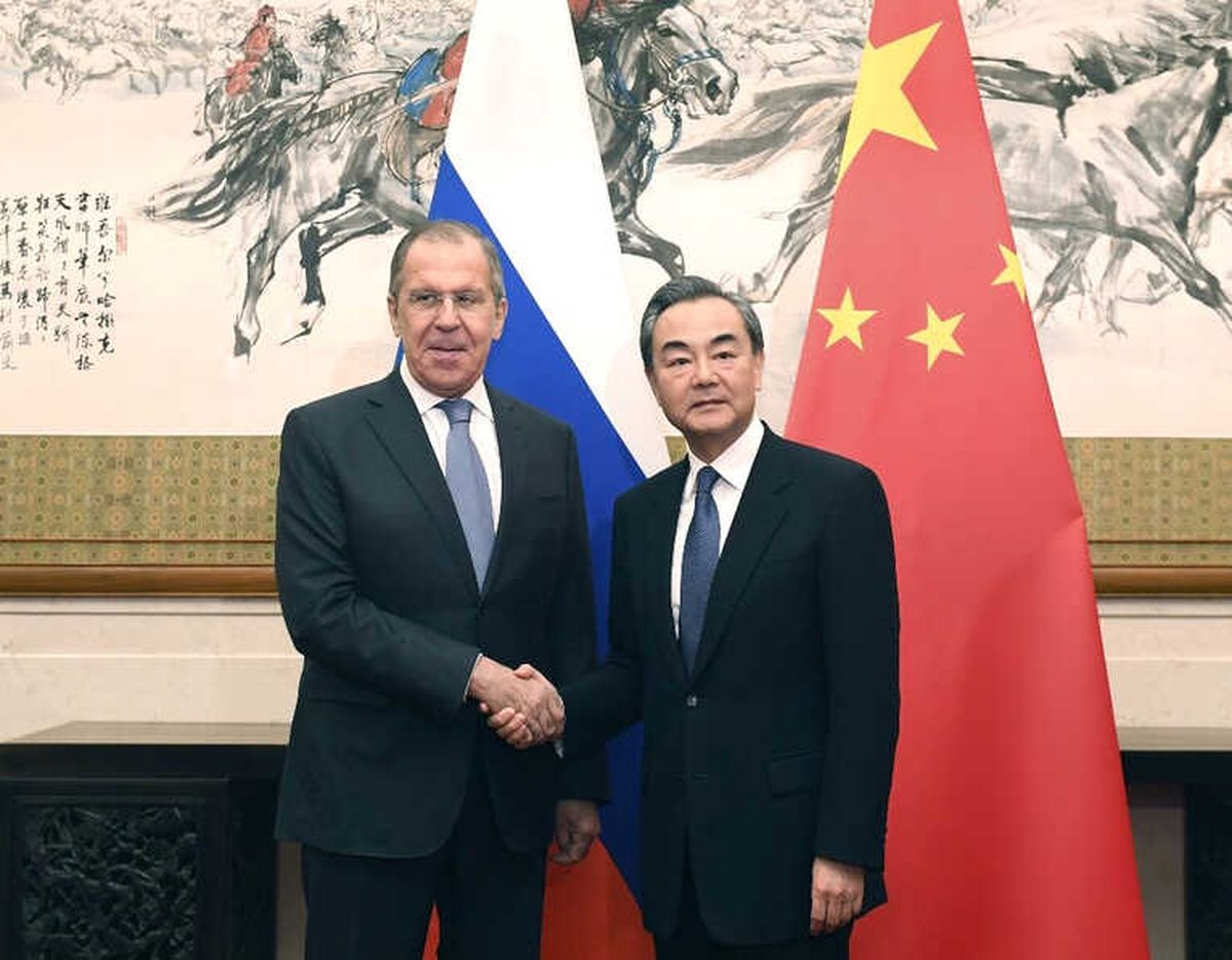 Lavrov\'dan Rusya - Çin İşbirliğine Övgü