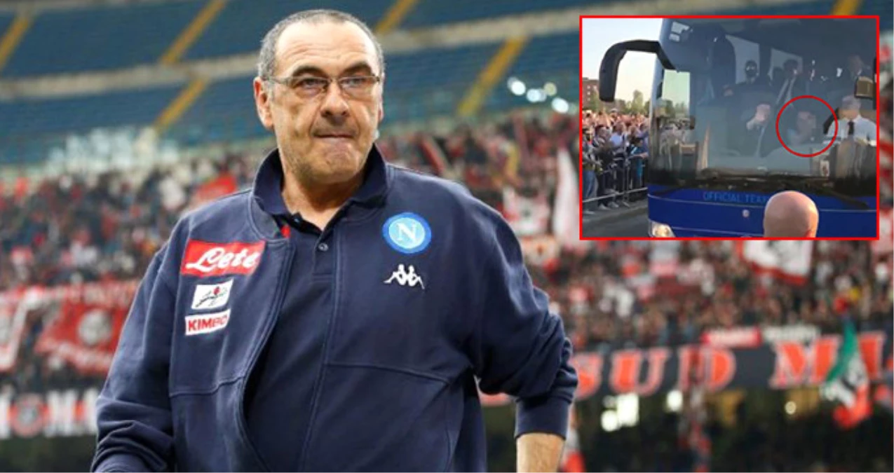 Napoli Teknik Direktörü Sarri\'den Juventus Taraftarına El Hareketi