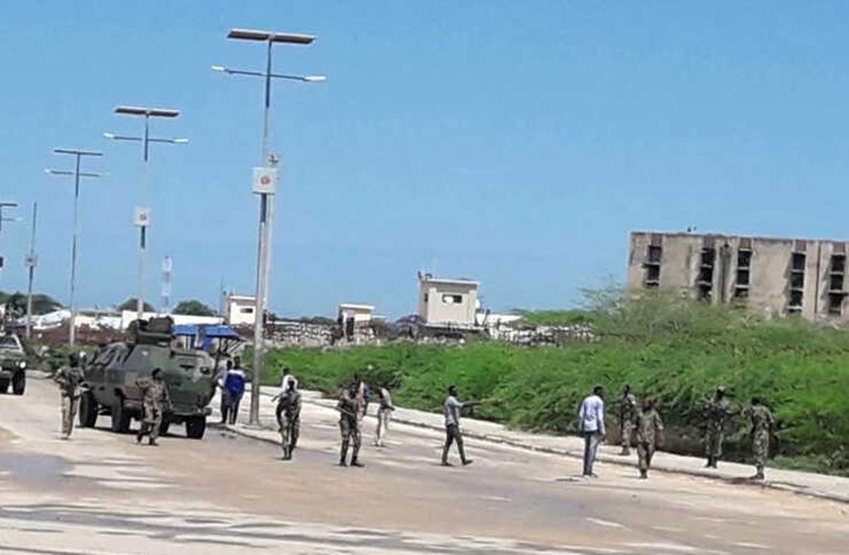 Somali\'de Bae Askeri Eğitim Kampında Çatışma: 6 Asker Öldü