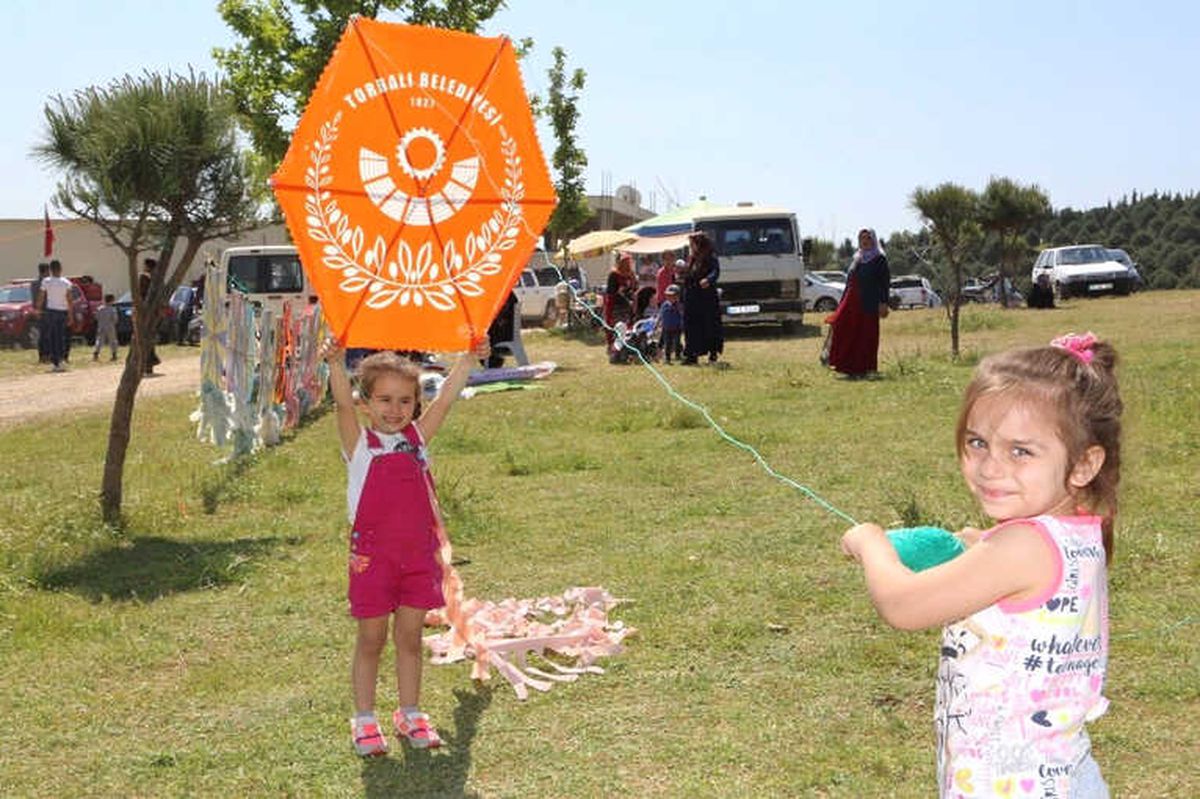 Torbalı\'da Uçurtma Şenliği