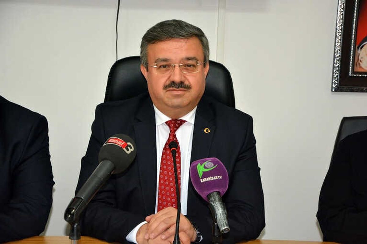 AK Parti Afyonkarahisar İl Başkanı Yurdunuseven\'in Basın Toplantısı