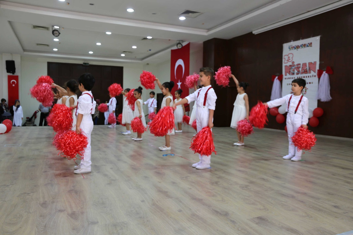 Anaokulu Öğrencileri Hatmek\'te Bayram Sevinci Yaşadı