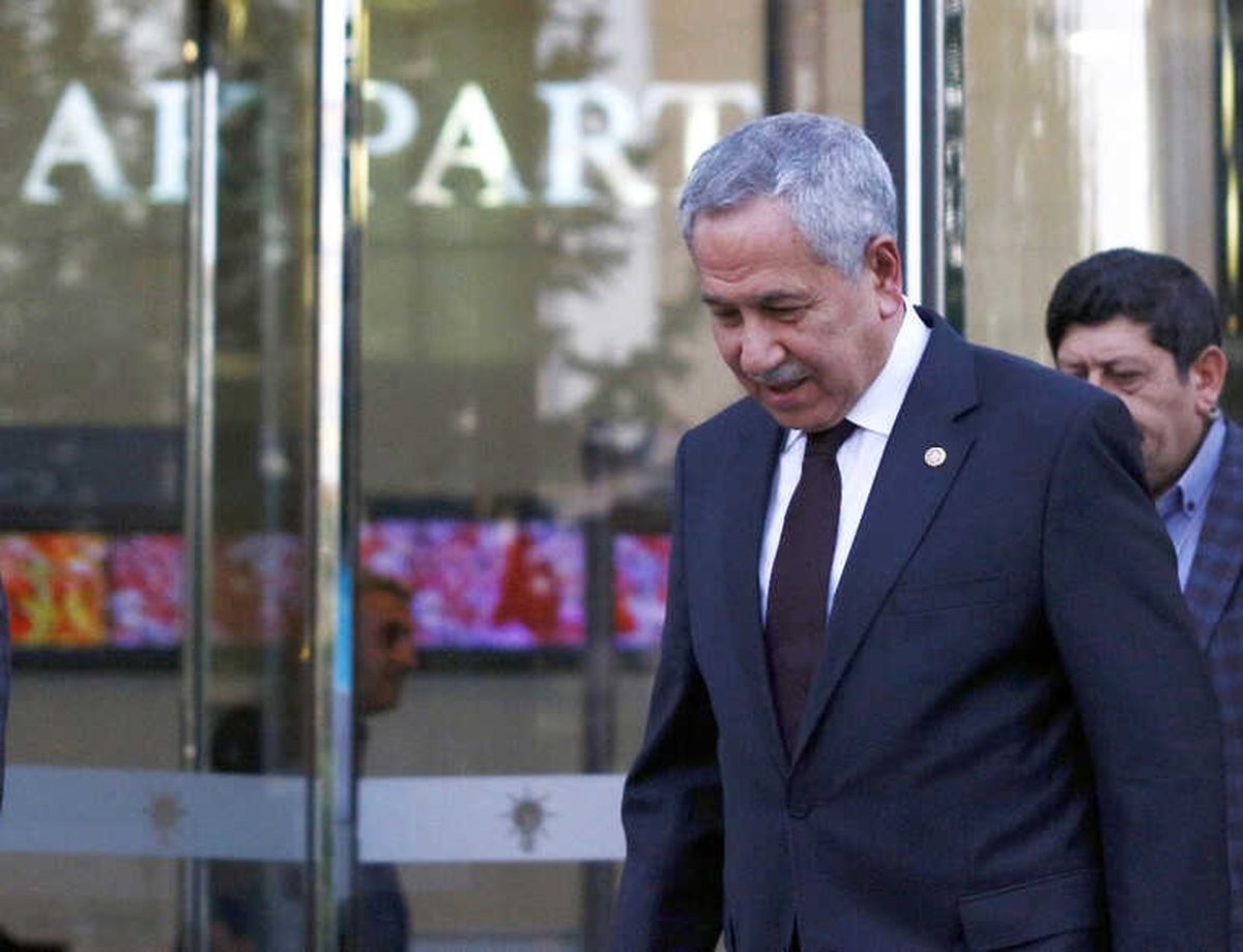 Bülent Arınç: "Ben İyi Bir Ak Partiliyim"