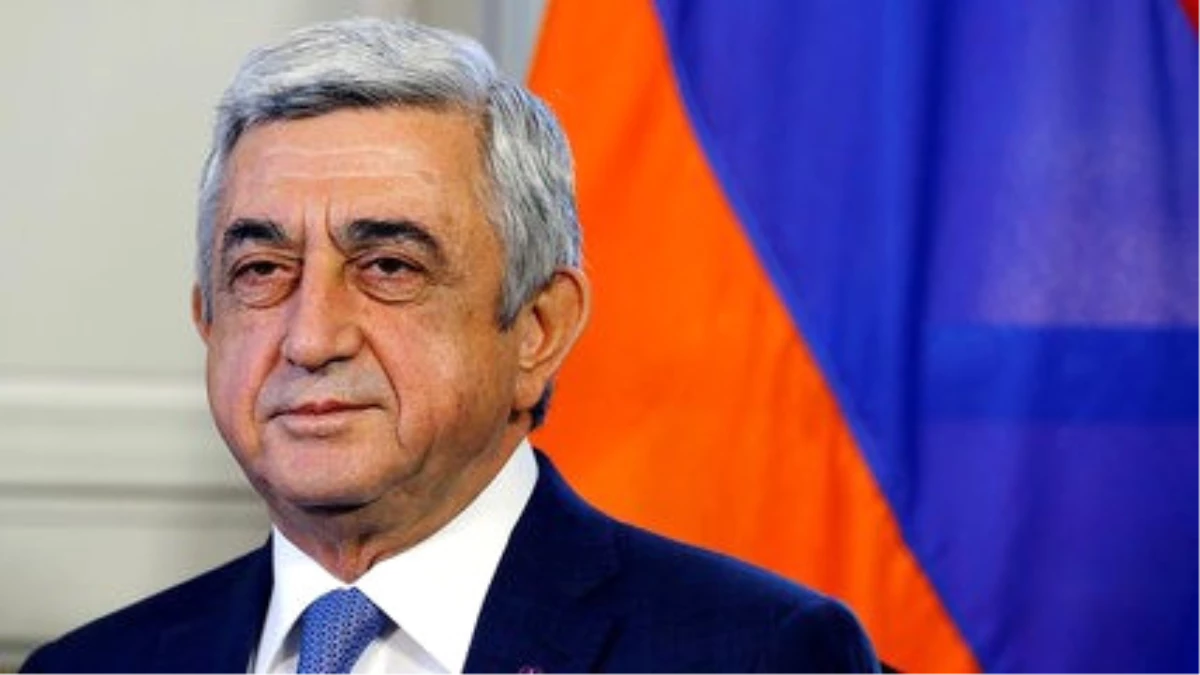 Ermenistan\'da Gündem \'Anma Törenleri\' Değil Sarkisyan\'ın İstifası Oldu