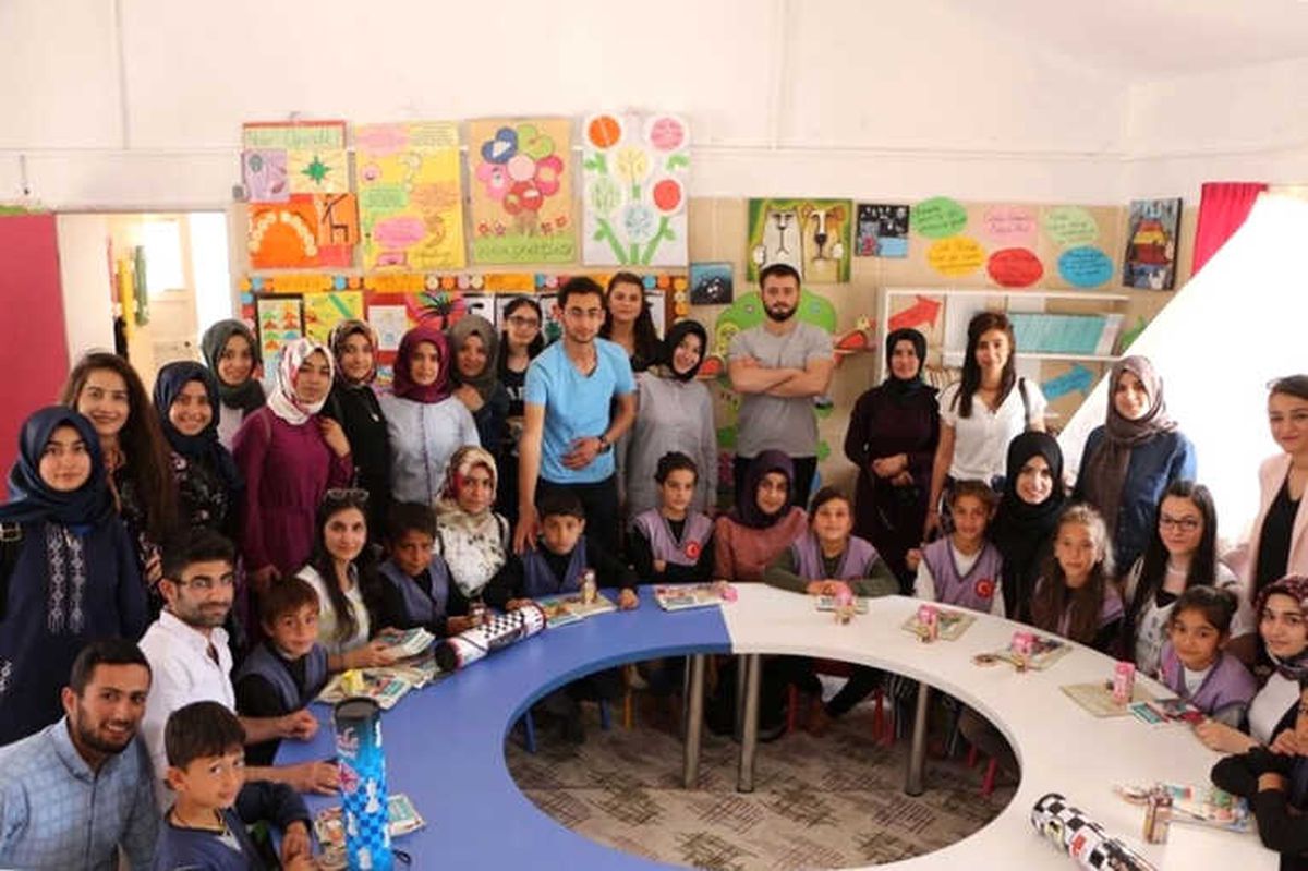 Geleceğin Öğretmenleri Minik Öğrencilerle Buluştu