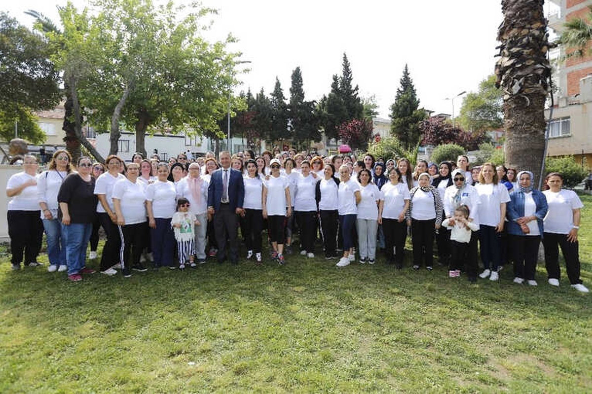 Konak\'ın Parklarında Spor Keyfi