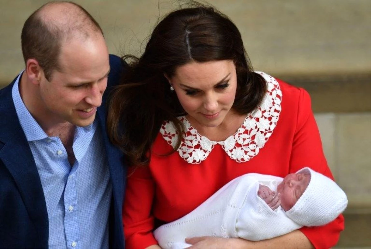 Middleton ve Prens William Çiftinin Üçüncü Bebekleri İlk Kez Görüntülendi