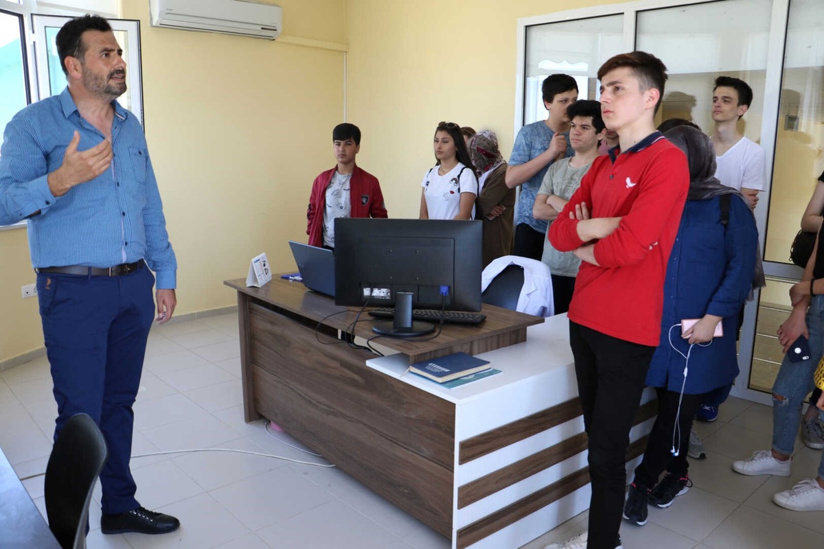 Öğrenciler Turgutlu Atıksu Arıtma Tesisi\'ni Gezdi
