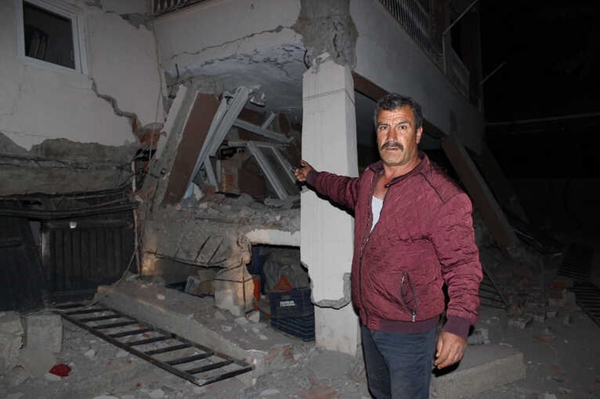 Samsat\'ta Depremin Bilançosu Gün Yüzüne Çıkıyor... Evler Yıkıldı 13 Kişi Yaralandı
