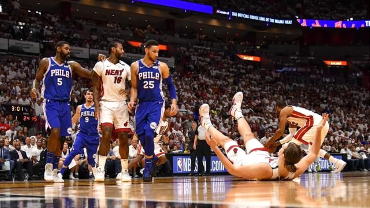 Simmons\'ın Tarihi Performansı 76ers\'ı Zafere Taşıdı