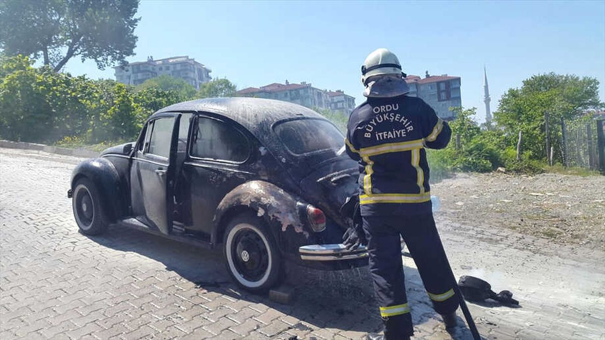 Ünye\'de Araç Yangını