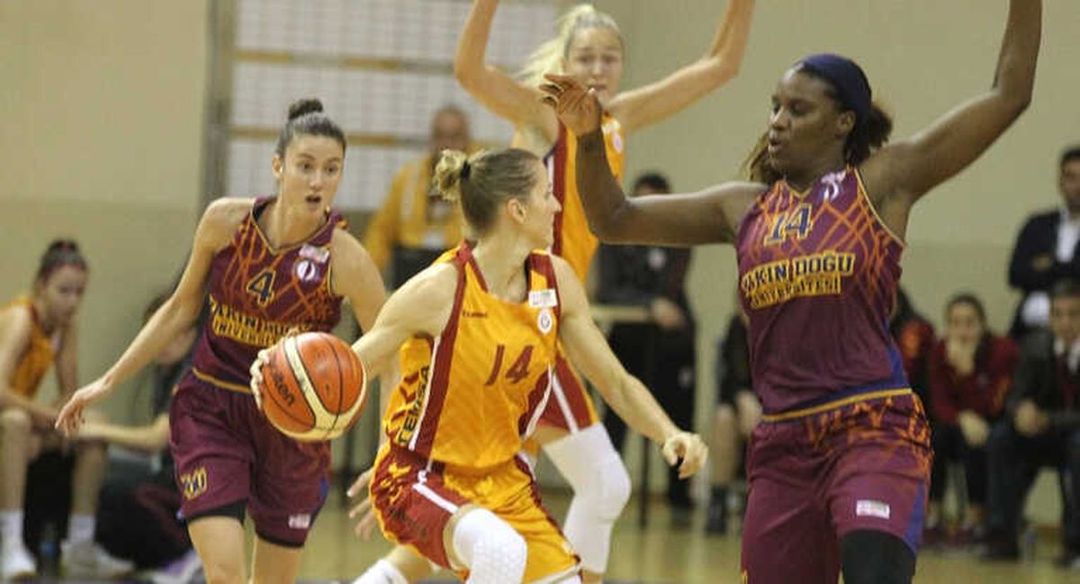 Yakın Doğu Üniversitesi\'nin Play-off Mücadelesi Başlıyor