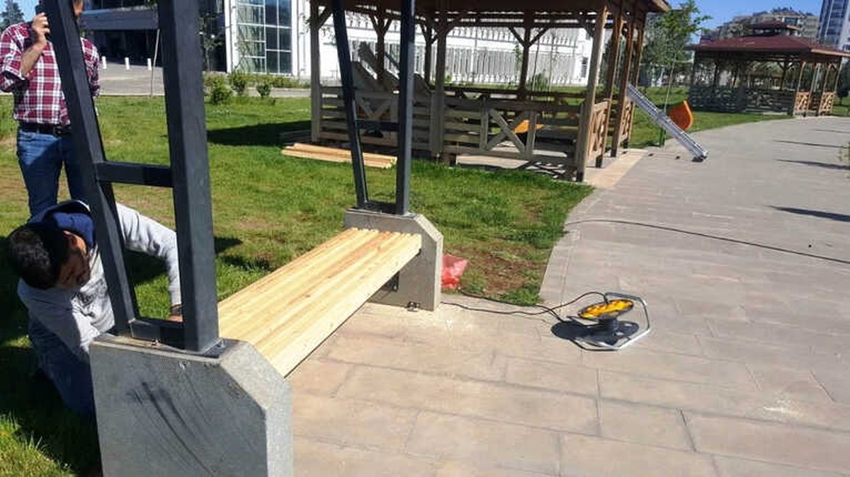 Yenişehir Belediyesi Park Bakım ve Onarım Çalışmalarına Hız Verdi