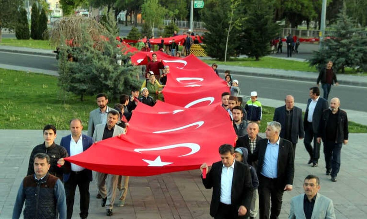 57. Alay Kayseri\'de Dev Türk Bayrağıyla Anıldı