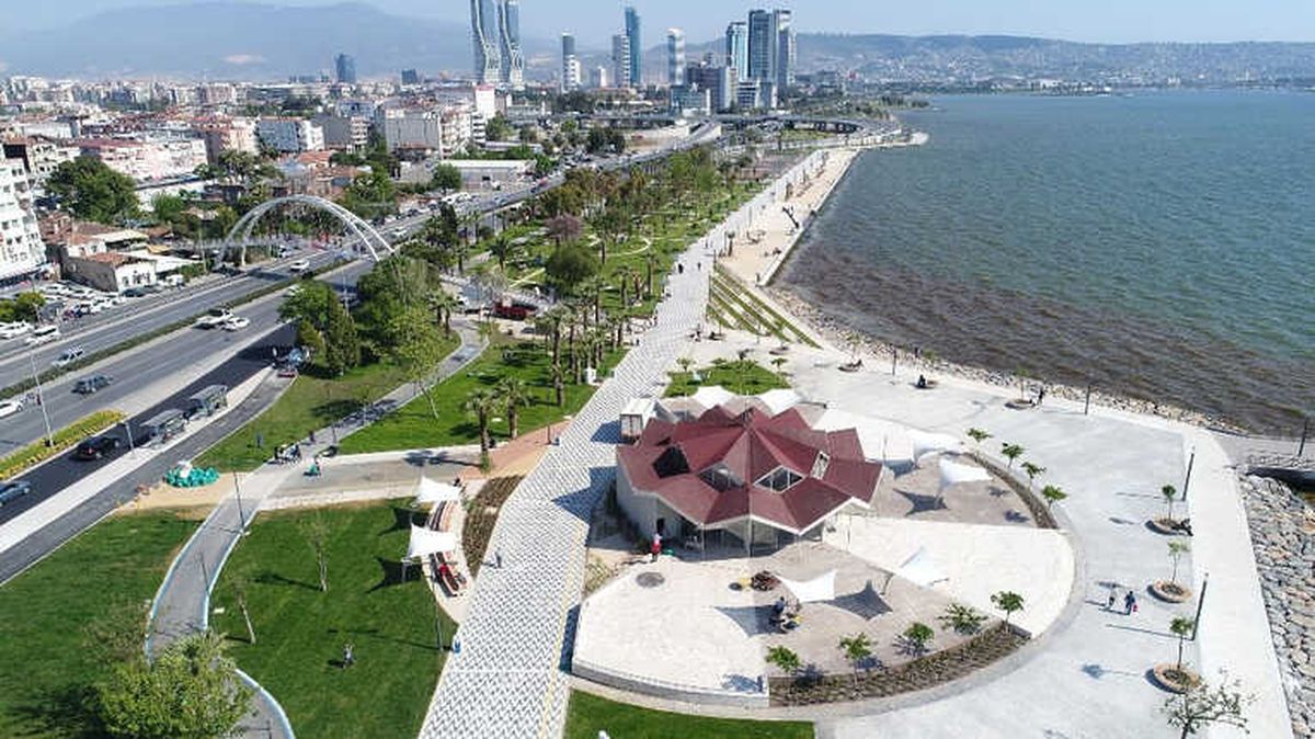 Bayraklı\'ya Yeni Kıyı Düzenlemesi