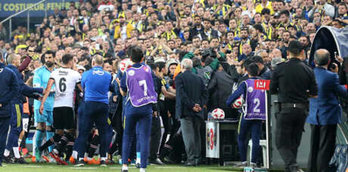 Fenerbahçe-Beşiktaş Derbisi İçin Karar Açıklanıyor