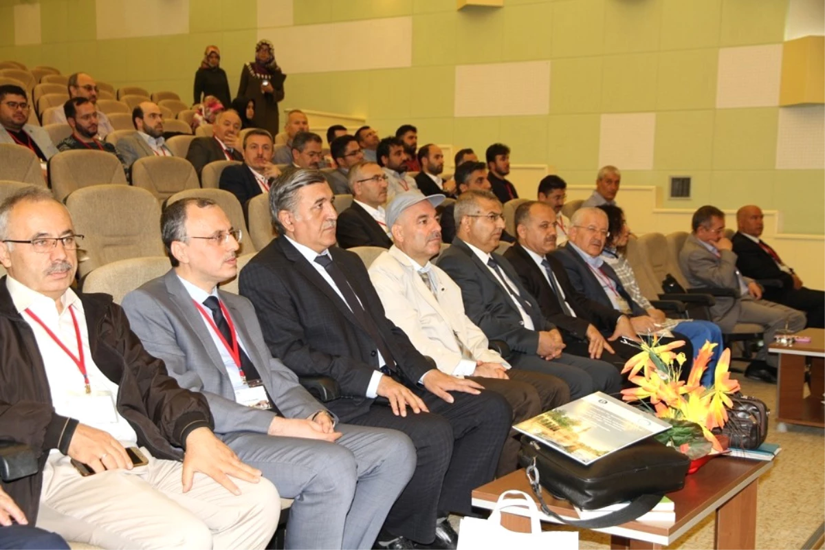 İslam Hukukçuları Koordinasyon Toplantısı Hrü\'de Yapıldı