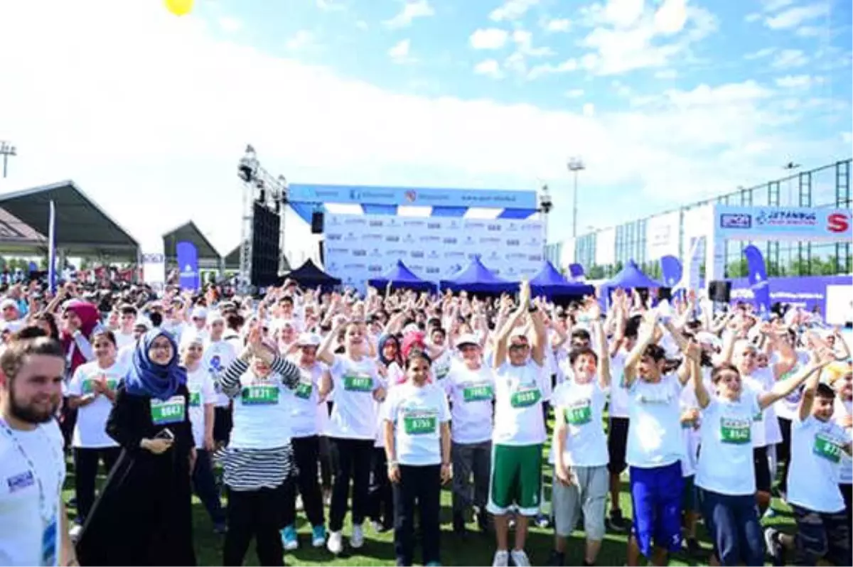 İstanbul Çocuk Maratonu\'nda Çocuklar Şampiyonluğa Koşacak