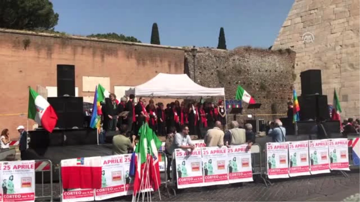 İtalya\'da Kurtuluş Günü Kutlamaları
