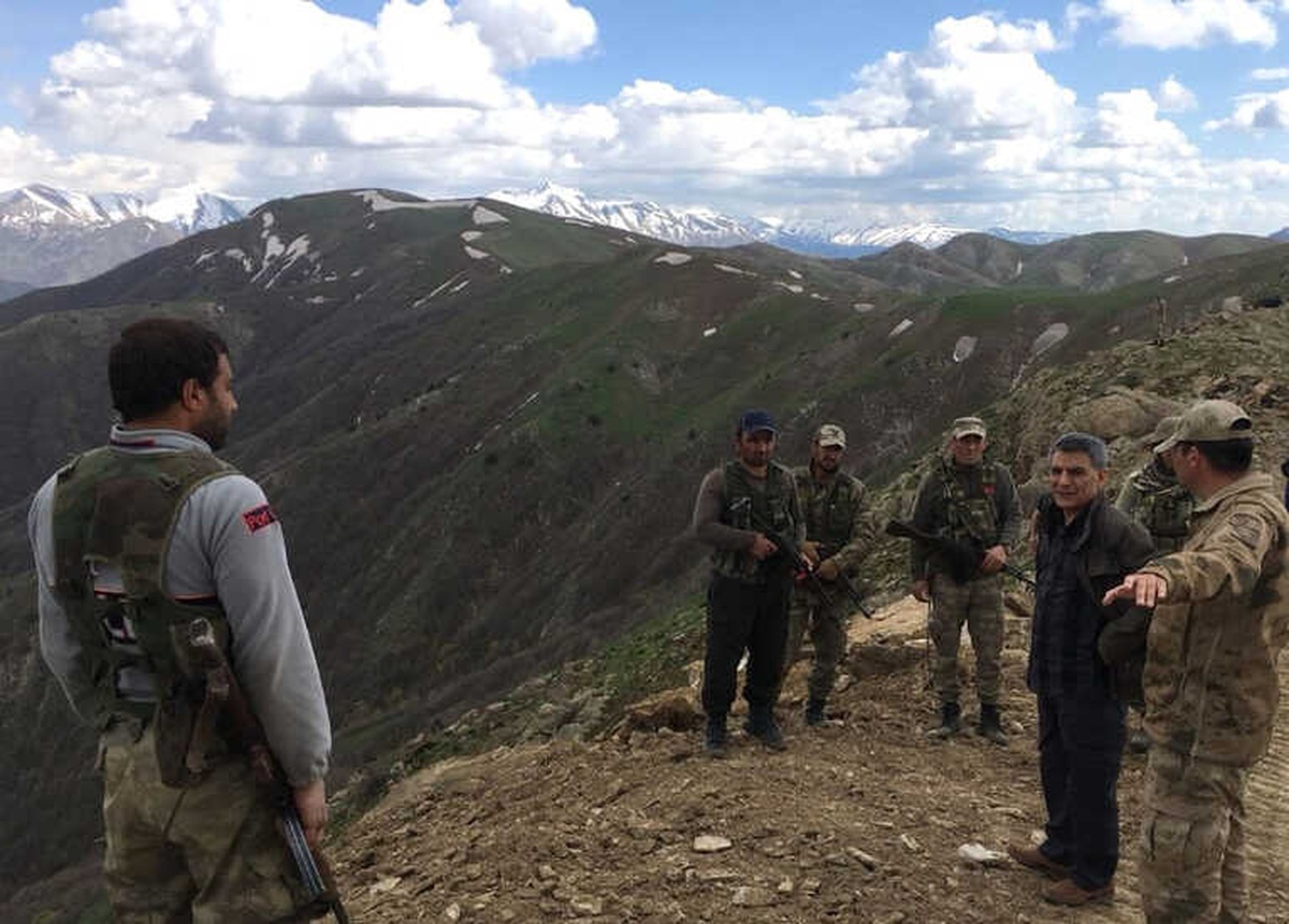Kaymakam Özkan\'dan Karakol ve Üs Bölgesi Ziyareti