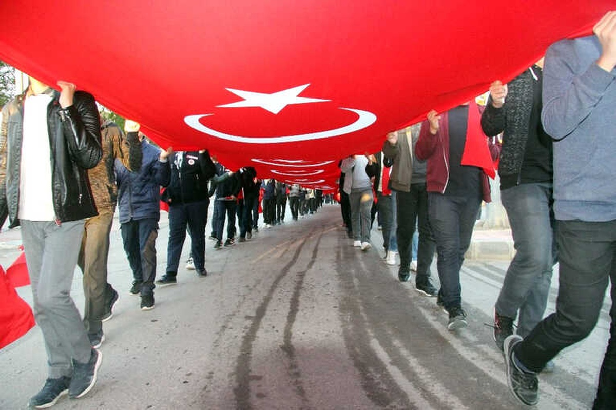Kilis\'te 57\'nci Alay\'a Vefa Yürüyüşü