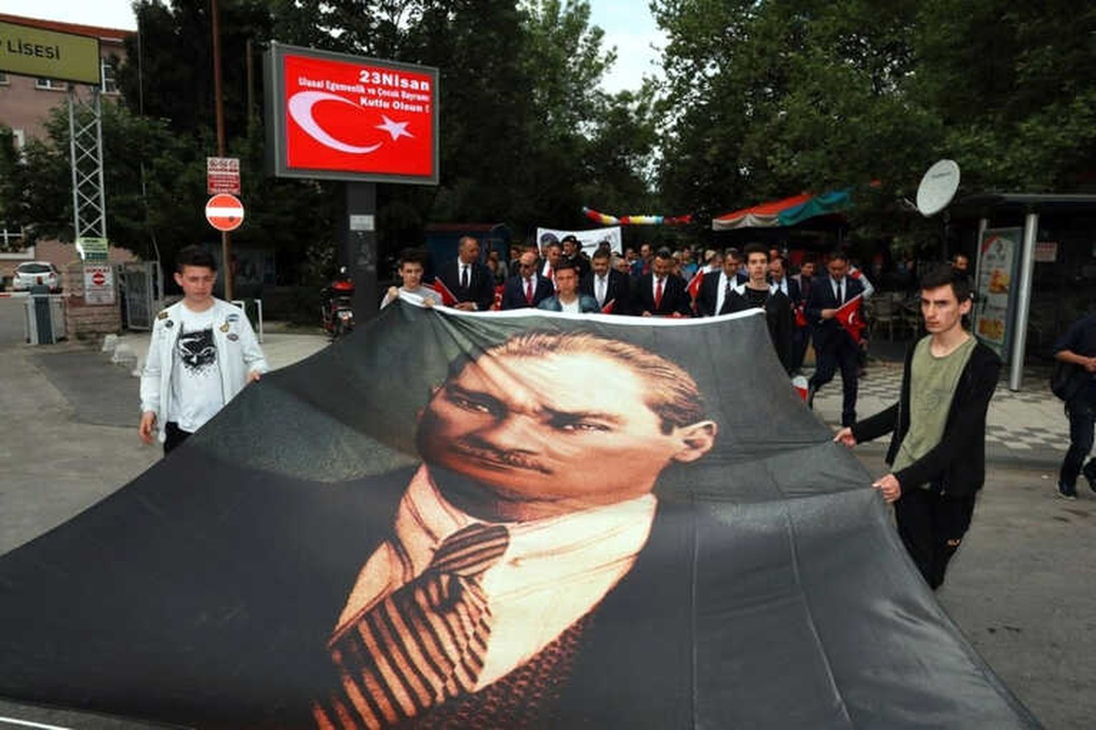 Kırklareli\'nde 57. Alay\'a Vefa Yürüyüşü Düzenlendi