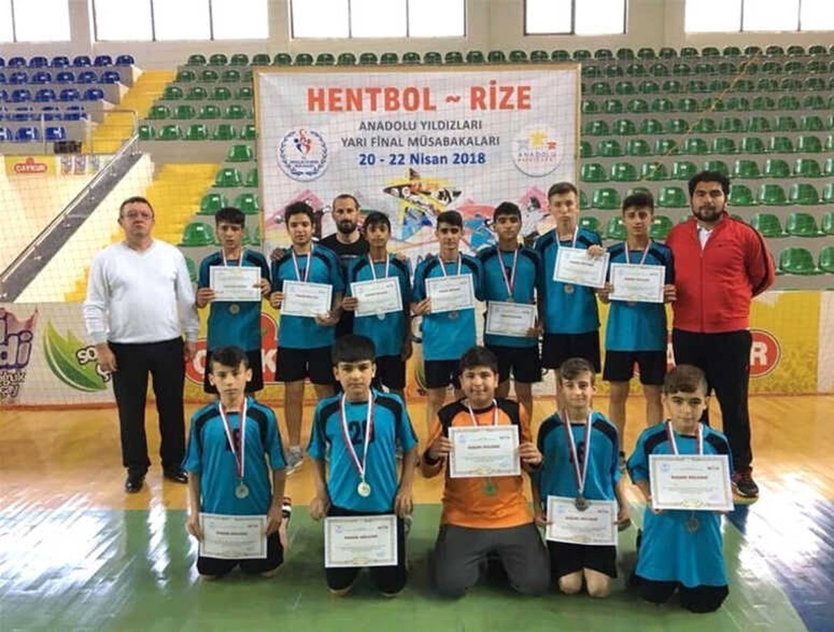 Malatya Takımı Hentbolda Grup Birincisi Oldu