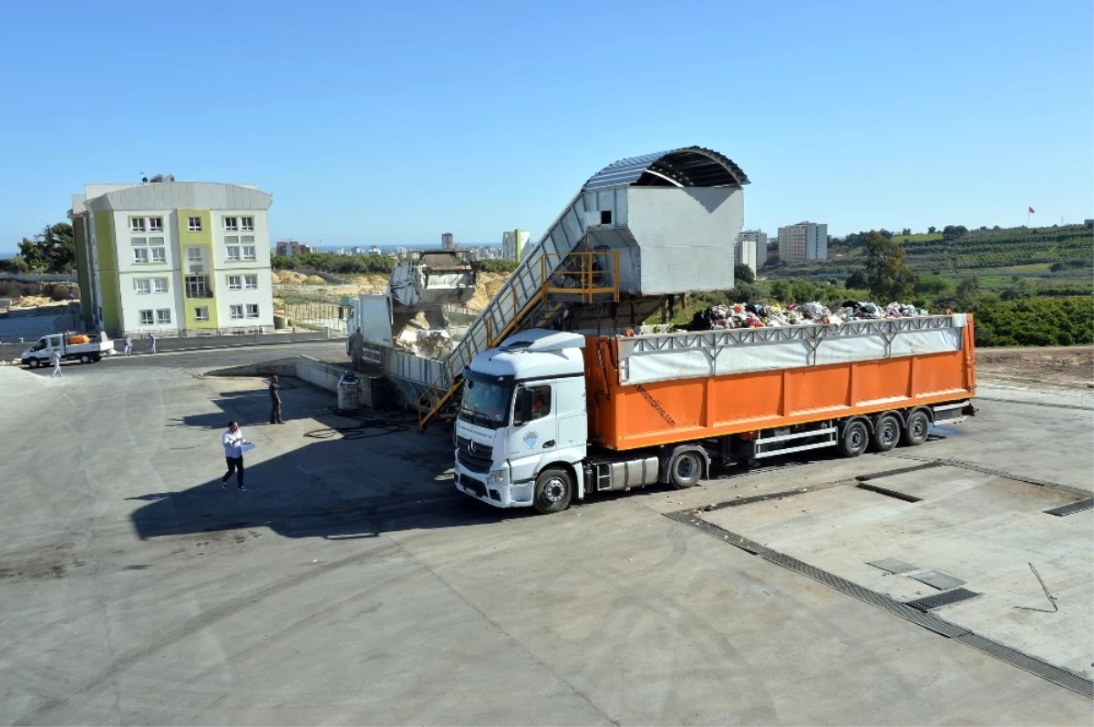 Mersin\'in Çöpü Mobil Katı Atık Aktarma İstasyonları ile Taşınıyor