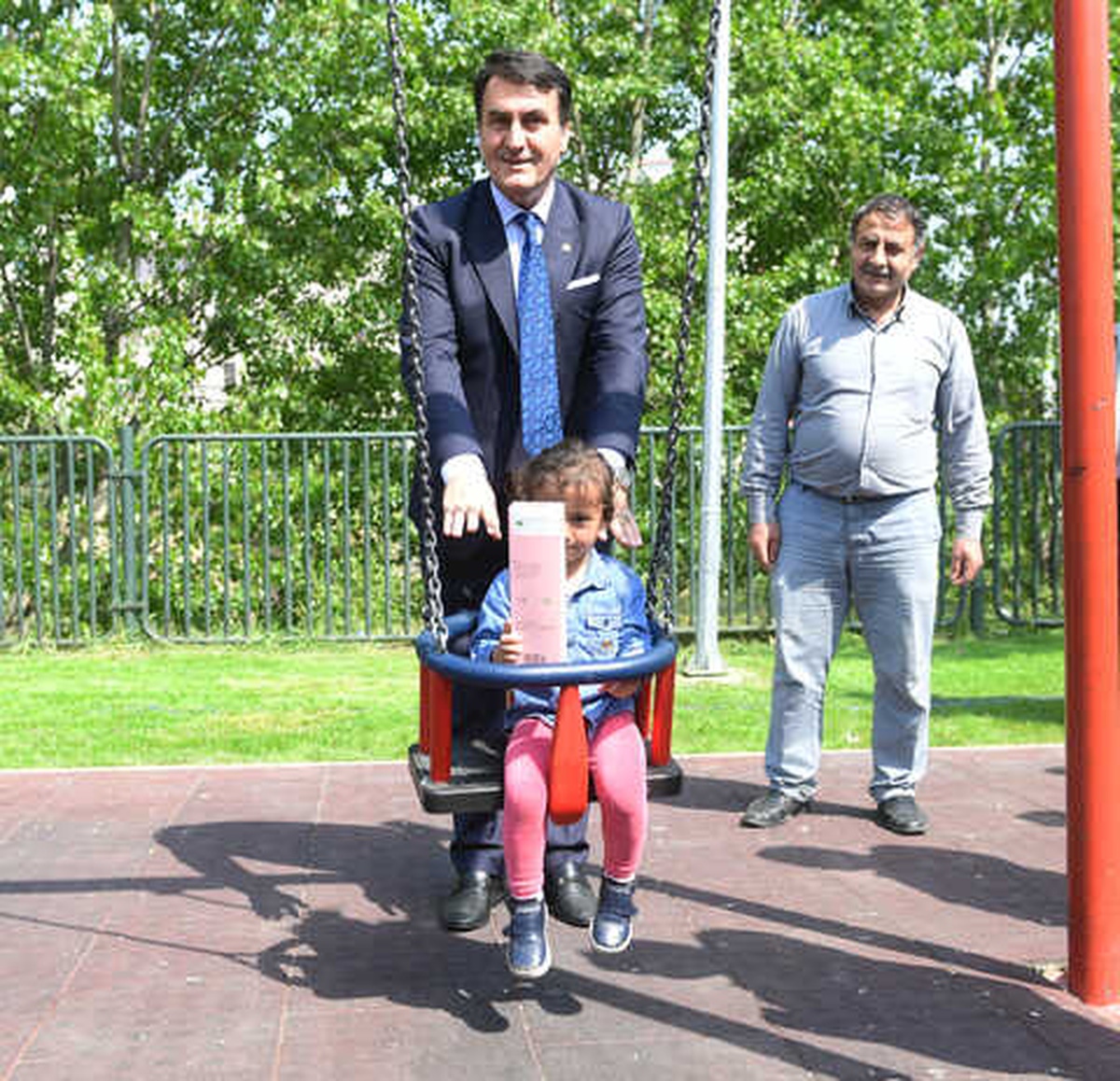 Osmangazi Parklarla Donatılıyor