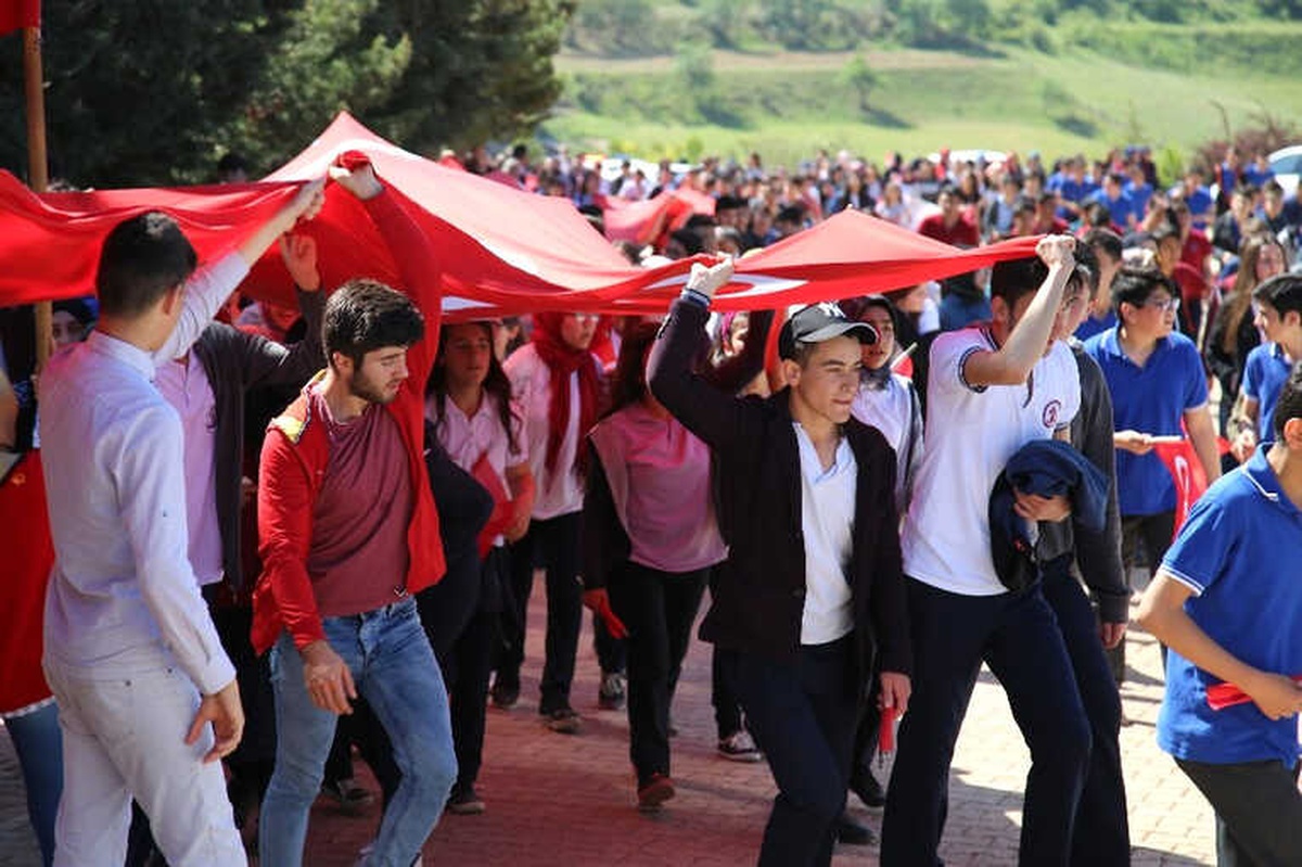 Tokat\'ta \'57\'inci Alay Çanakkale Vefa Yürüyüşü\'