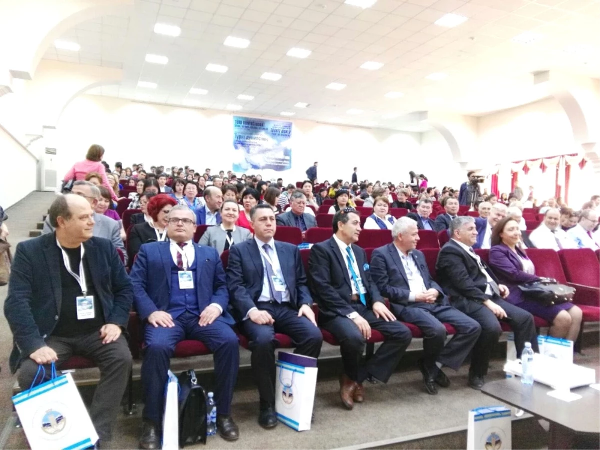 Türk Dünyasındaki Gelişmeler Sempozyumu" Kazakistan\'da Başladı