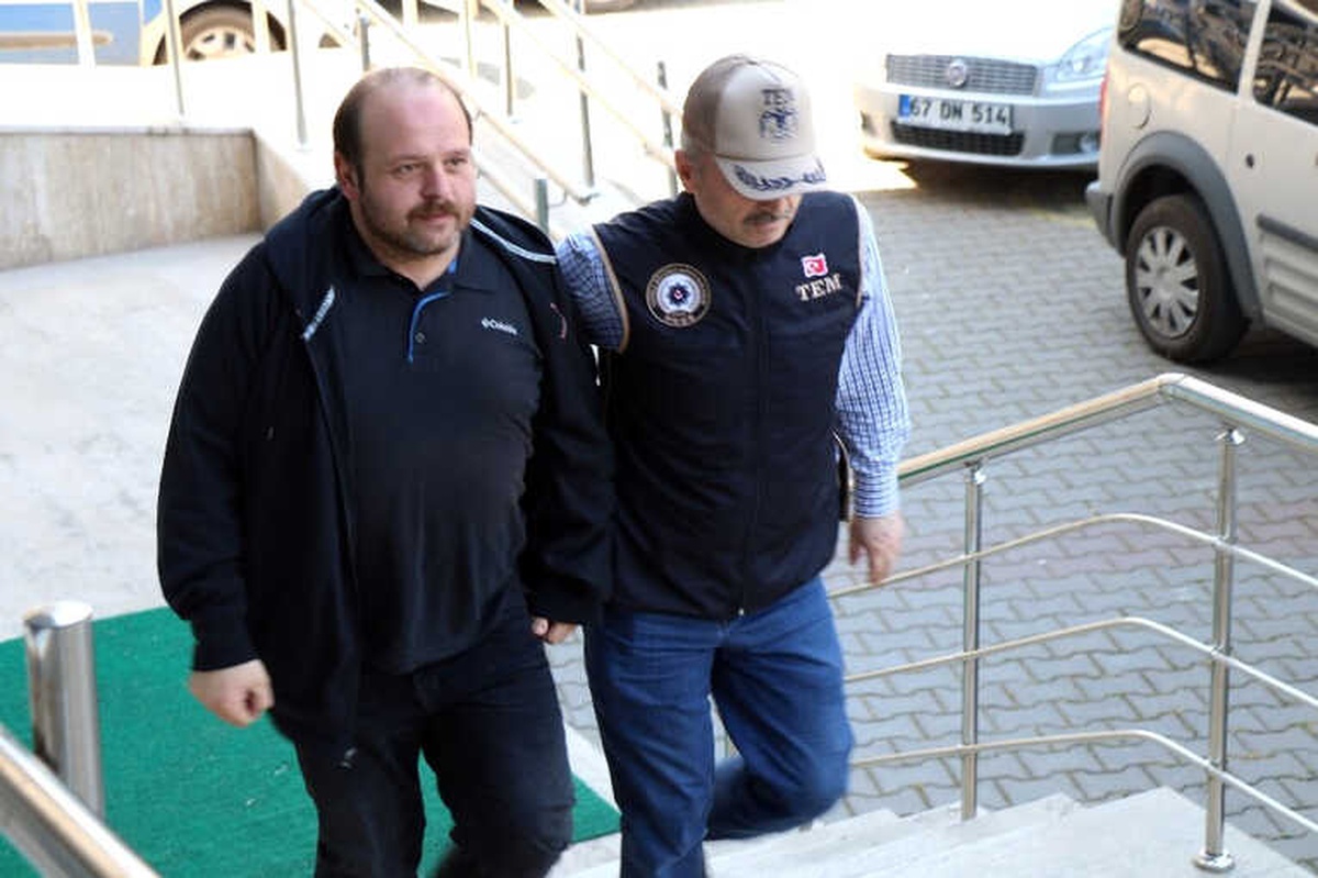 Zonguldak\'ta Fetö/pdy Operasyonu: 2 Şüpheli Adliyede