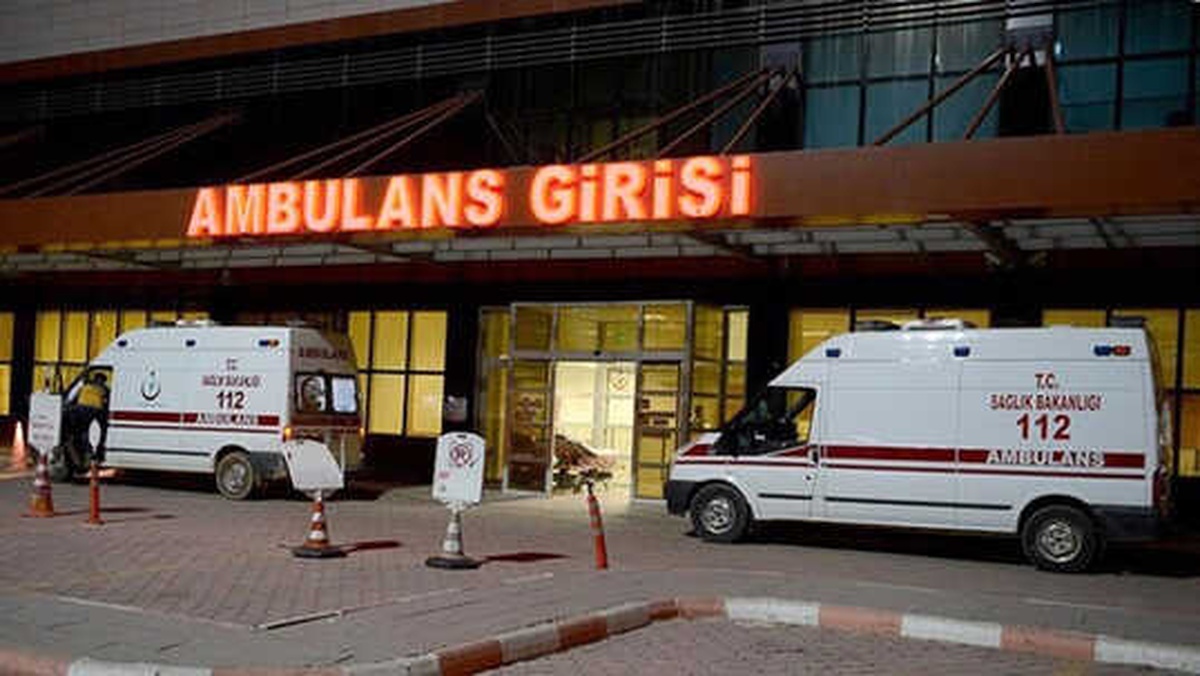 Denizli\'de 80 Anaokul Öğrencisi Yemekten Zehirlendi