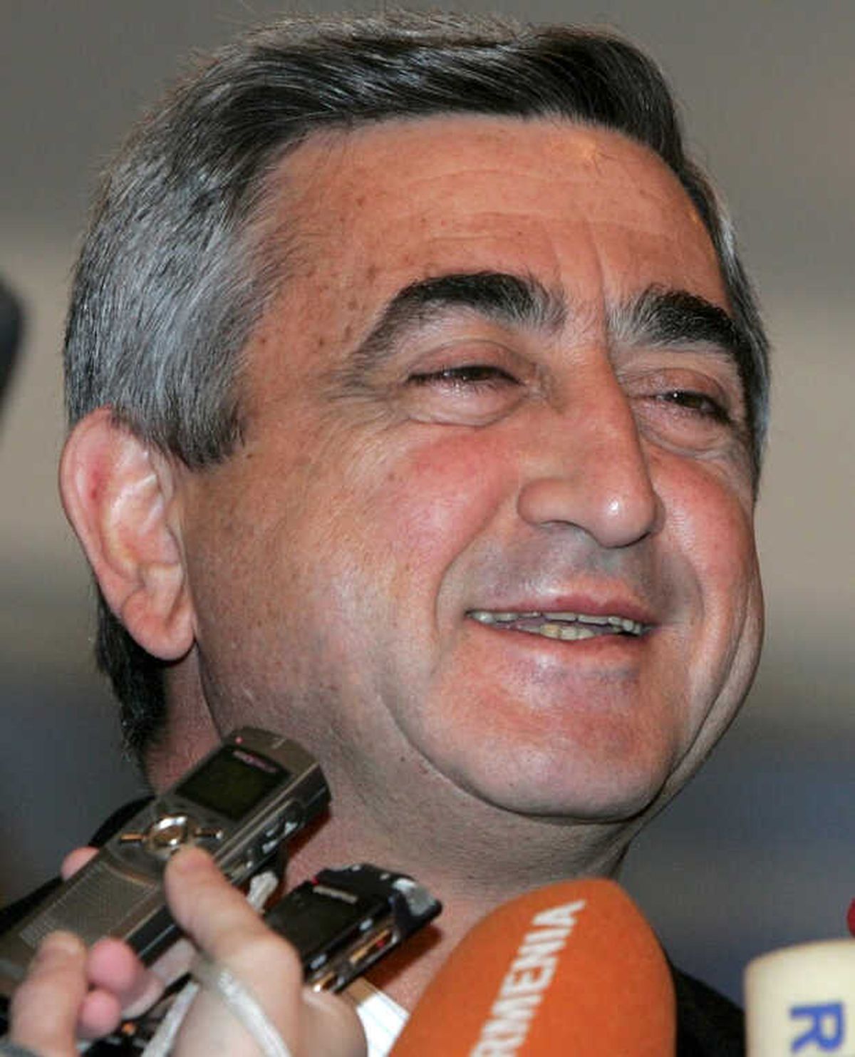 Ermenistan 1 Mayıs\'ta Başbakanını Seçecek